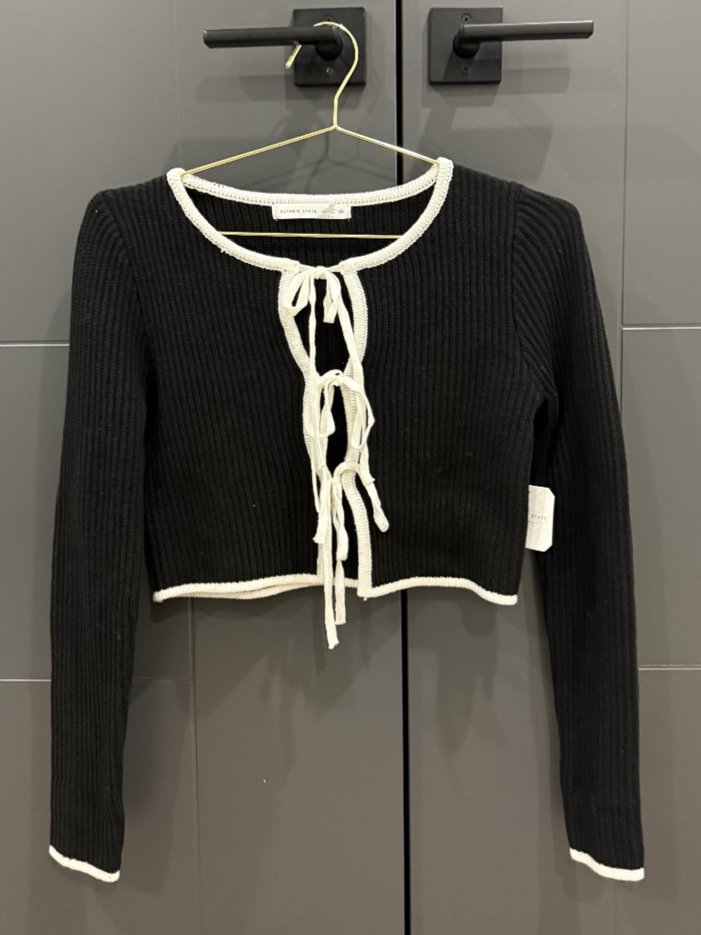 Brand new sweater